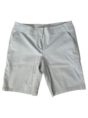 Izod Ladies Golf Shorts Grey Size 12